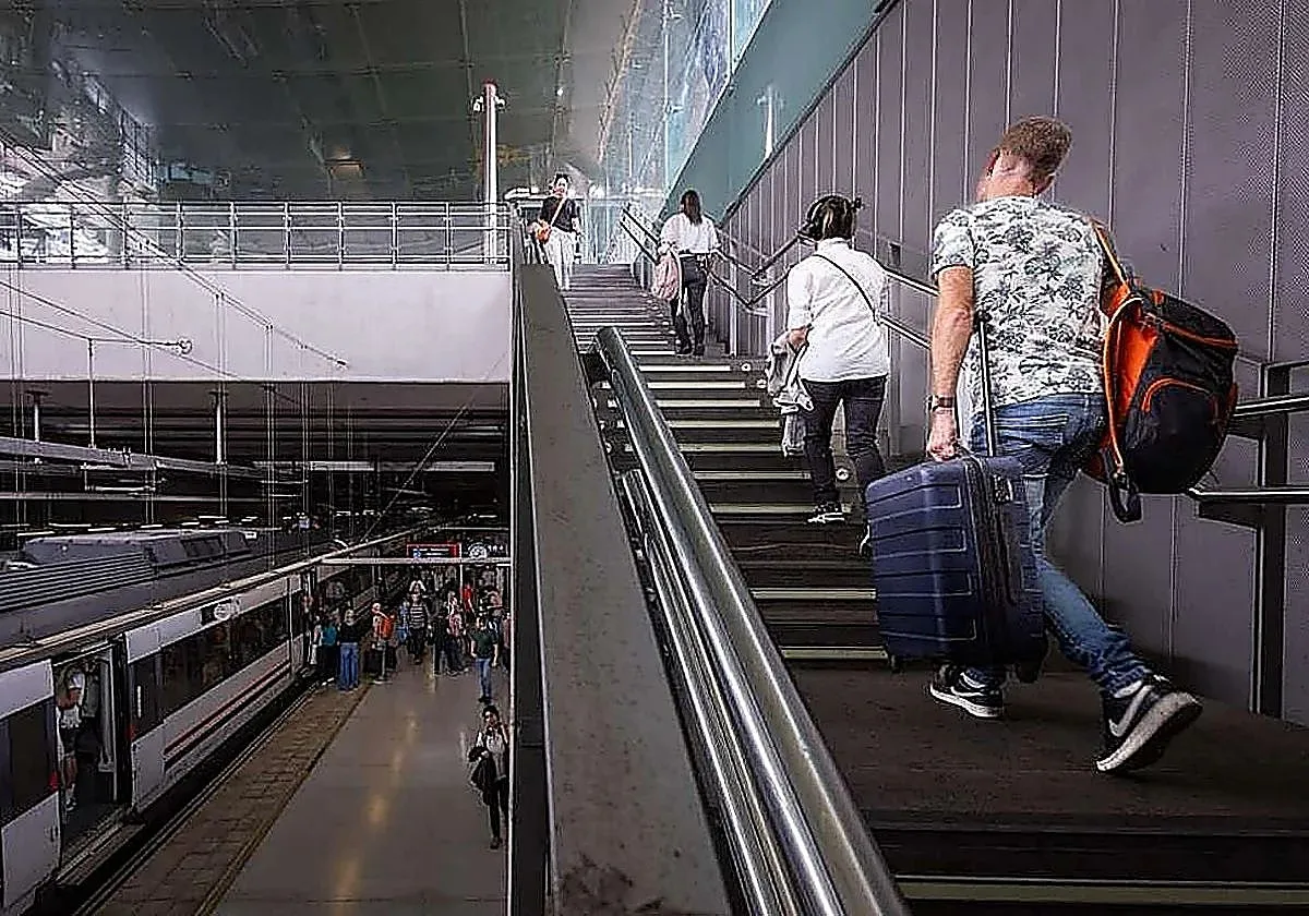 Renfe ordered to pay €20,713 for escalator injury