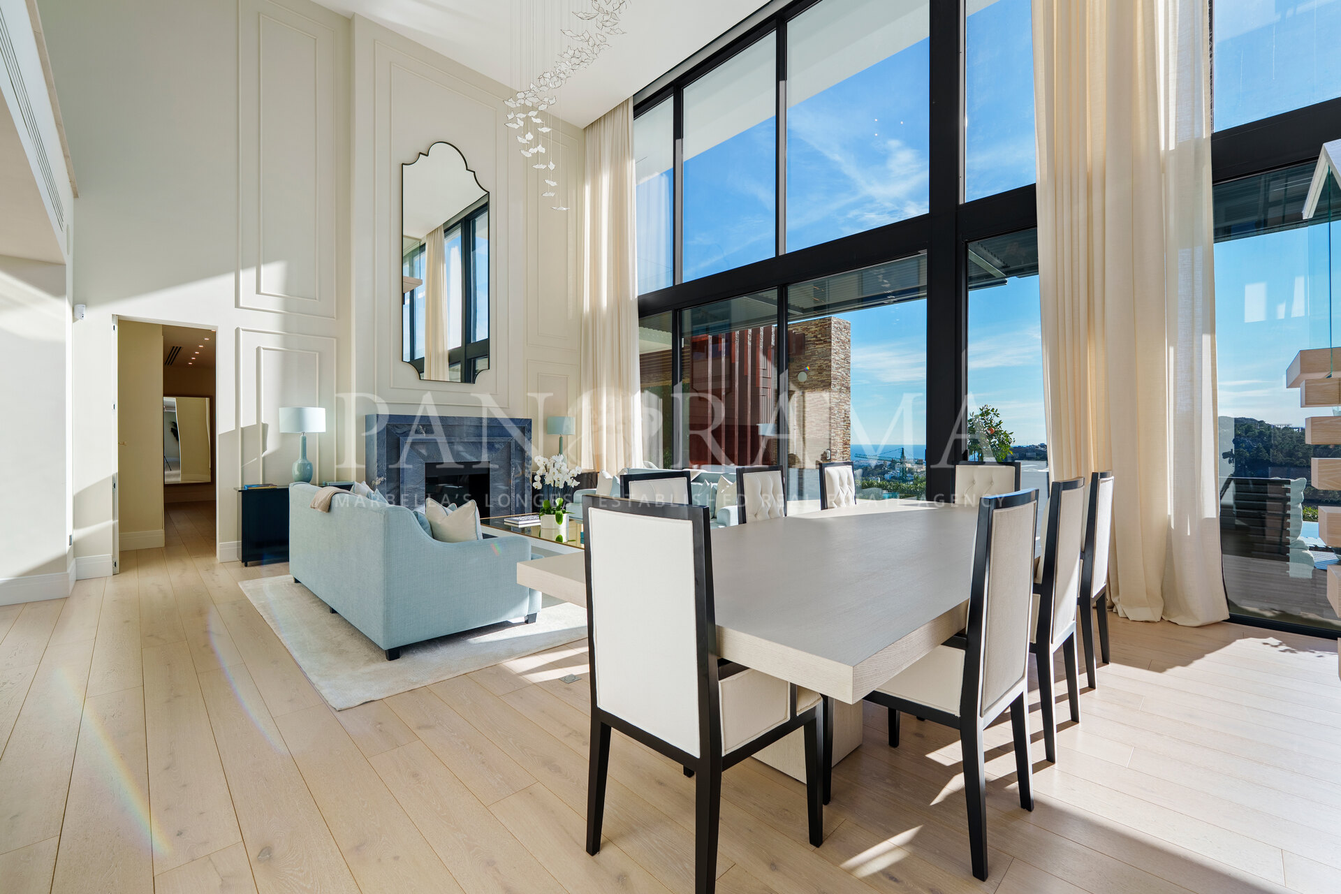 the dining room, and the windows it is really selling.